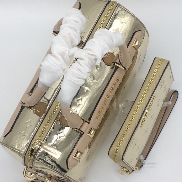 MICHAEL KORS KARA DUFFLE SATCHEL & WALLET SET - Picture 8 of 16